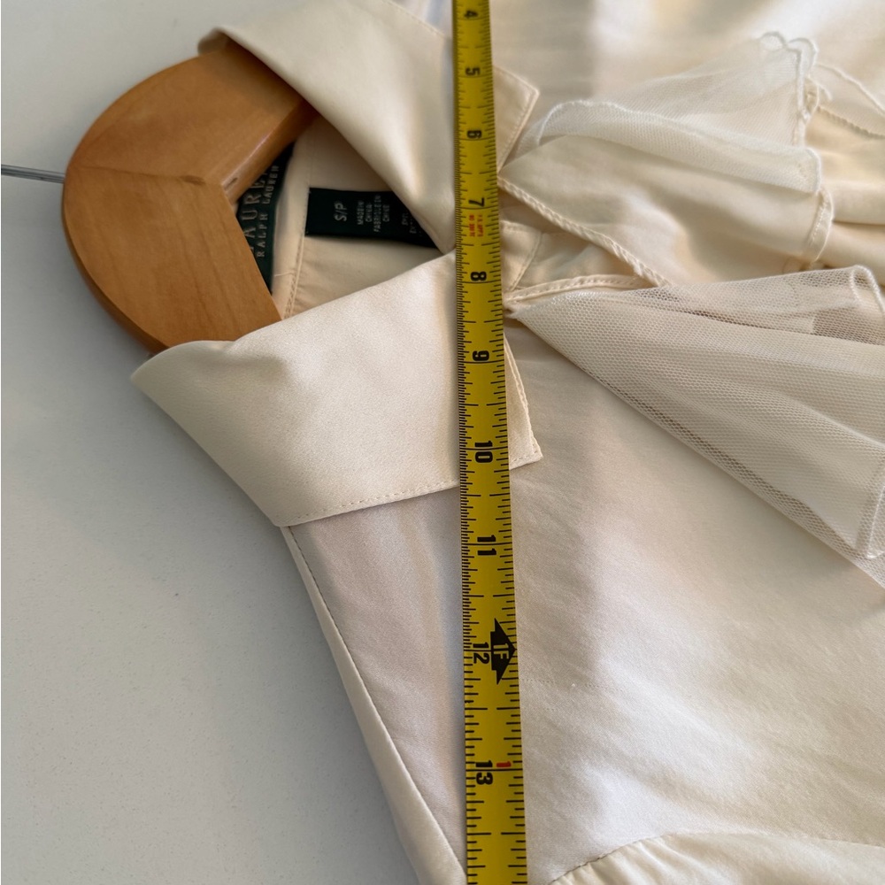 Ralph Lauren 100% Silk Ruffled Cream Blouse with Sheer Neck Detail - Picture 5 of 8